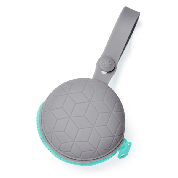 Skidaddle by Skip Hop Porta Chupón De Silicón Con Cierre - Imagen 5