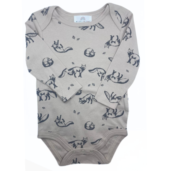 WILLOW+WHIMSY 3 Pzas De Pañaleros De Manga Larga Tipo Termicos Colores Gris Y Beige Estampado De Lobos - Imagen 2
